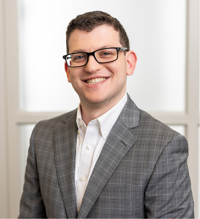 Zachary Malnik heashot